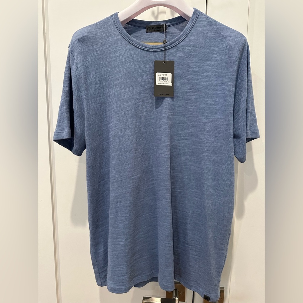 GFore men’s Large ice blue T-shirt - New